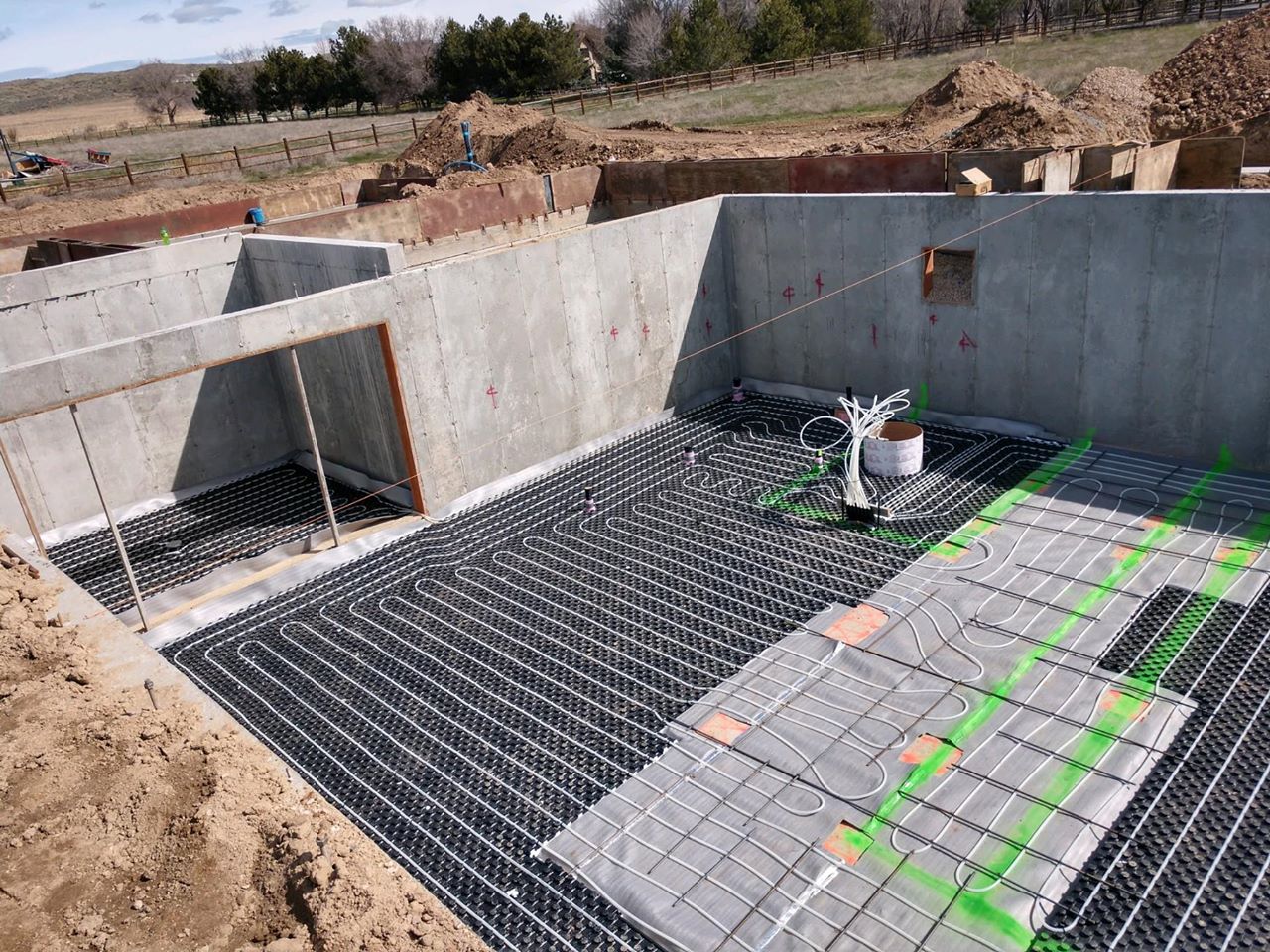 Calefacci&oacute;n solar SFBF para sistemas de calefacci&oacute;n por suelo radiante-p1.1