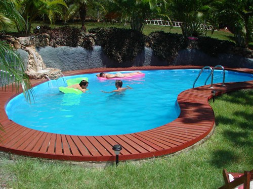 Calentamiento solar de agua doméstica y piscina para el hogar.